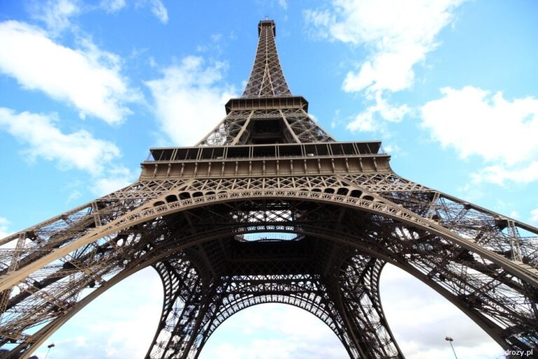 Czy Paryż to miasto zakochanych?
