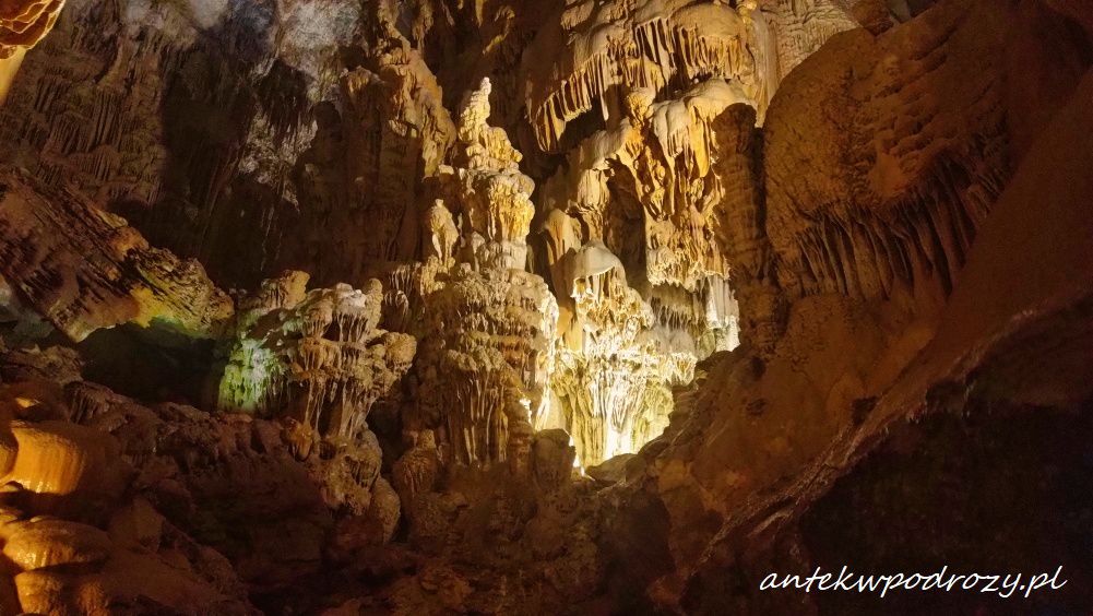 Batrun, Jeita Grotto, klasztor św. Szarbela, Liban