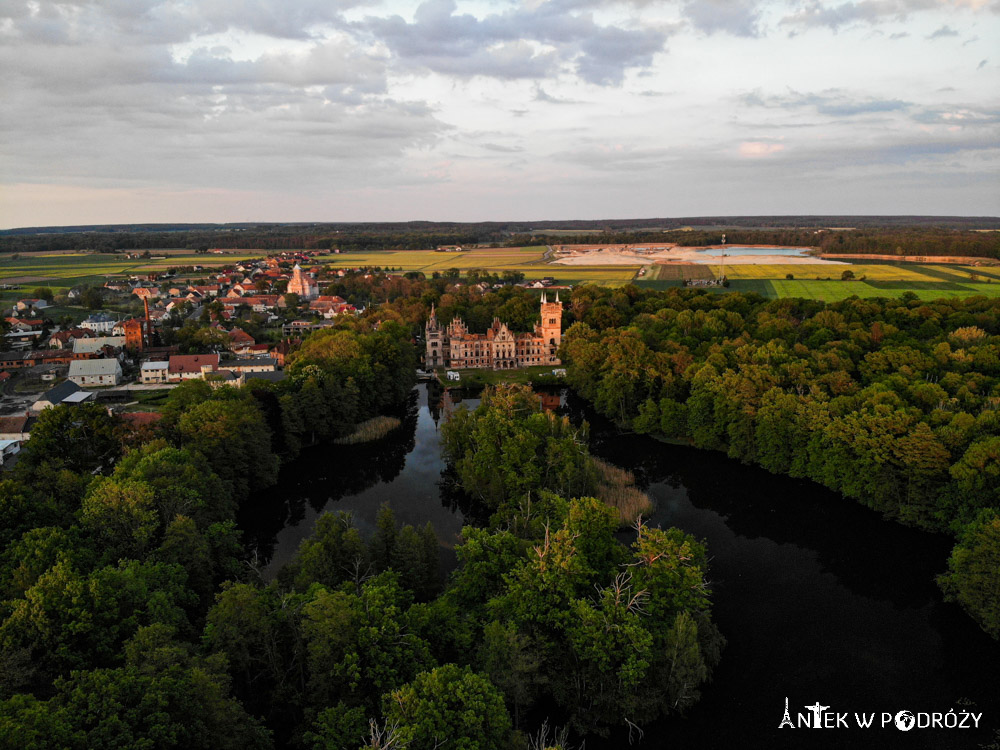 Ruiny pałaców i zamków w województwie opolskim