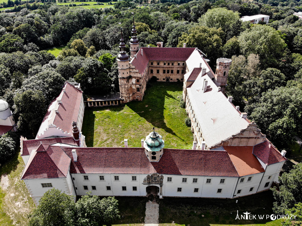 Ruiny pałaców i zamków w województwie opolskim