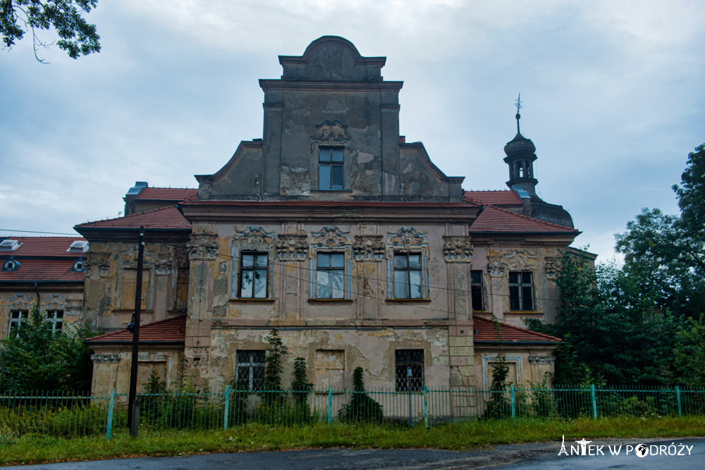 Ruiny pałaców i zamków w województwie opolskim