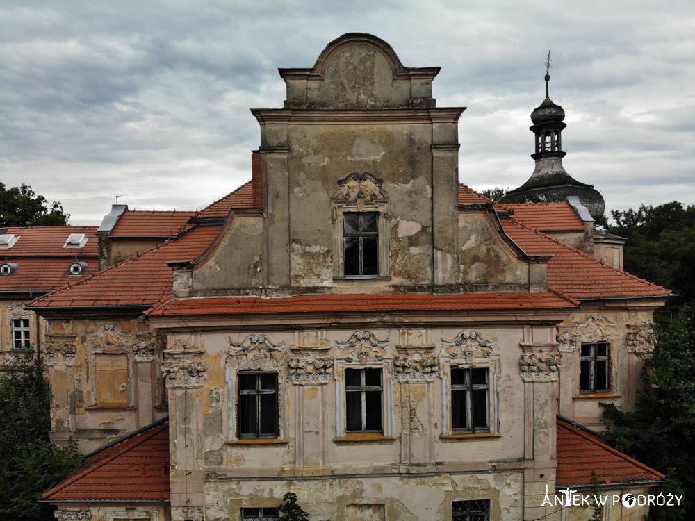 Ruiny pałaców i zamków w województwie opolskim