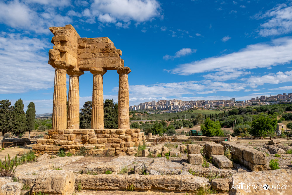 Dolina Świątyń (Valle dei Templi) w Agrigento