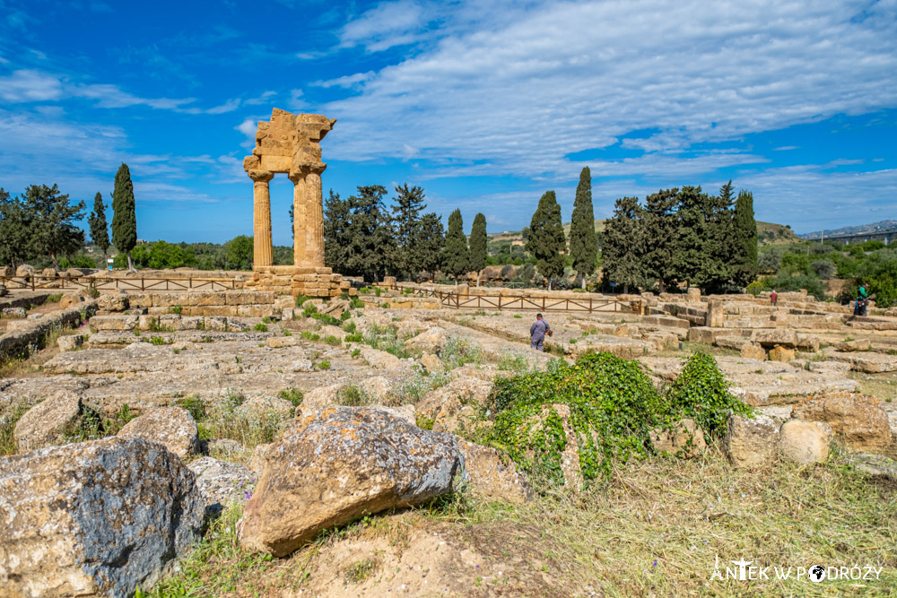 Dolina Świątyń (Valle dei Templi) w Agrigento