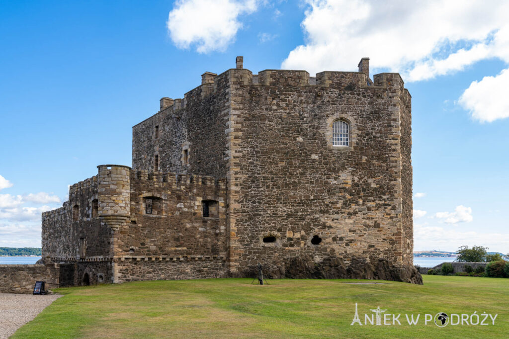 Blackness Castle
