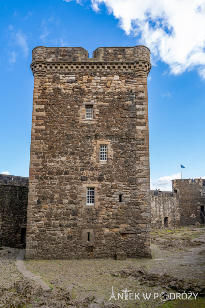 Blackness Castle